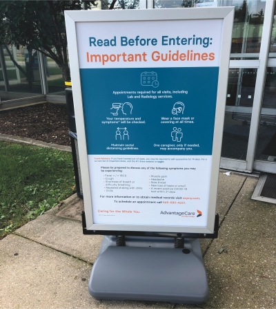 Sidewalk Signs & Crowd Control - exterior