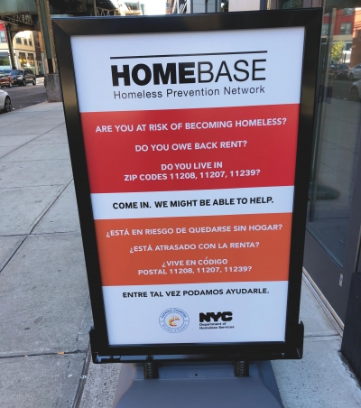 Sidewalk Signs & Crowd Control - exterior