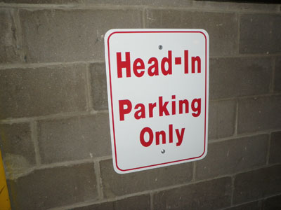 Vinyl Signs on Acrylic, Aluminum, Plastics